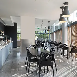 Mercure Spring Hill Australia
